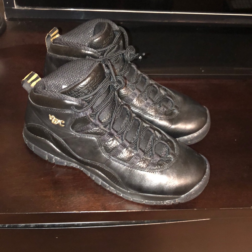 JORDAN Retro 10 NYC